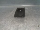 Recambio de mando elevalunas delantero izquierdo para fiat 500 (312_) 1.4 (312axc1b, 312cxc1b) referencia OEM IAM 305063238C 