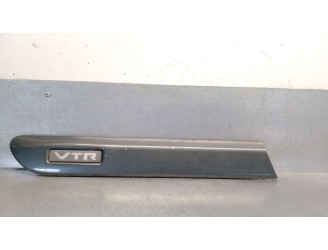 Recambio de molduras traseras para citroën xsara berlina 1.6 16v cat (nfu / tu5jp4) referencia OEM IAM 9639769077 8547L7 