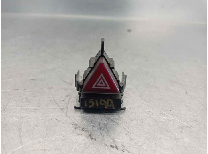 Replacement hazard switch for Mercedes-Benz A-Class (W169) 2.0 CDI CAT OEM IAM reference 1698207410 