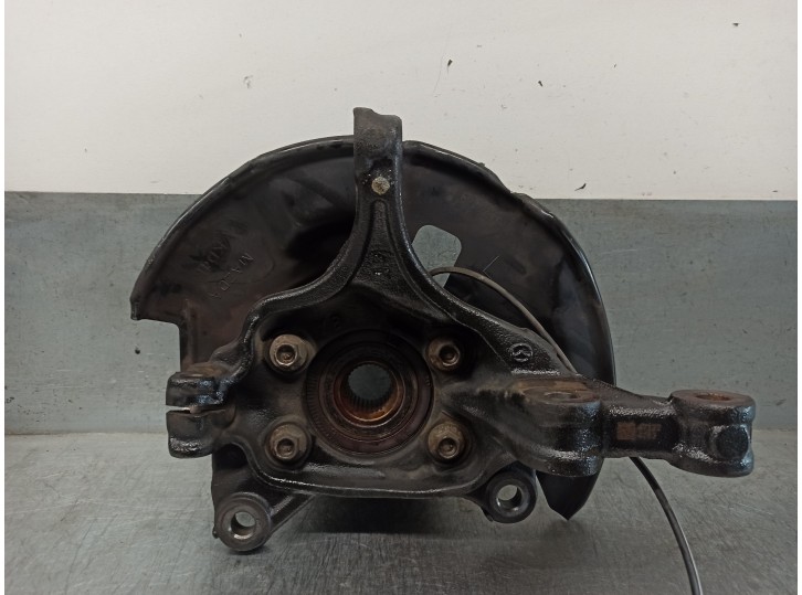Recambio de mangueta delantera izquierda para mazda cx-5 2.2 turbodiesel cat referencia OEM IAM KD3533031A 