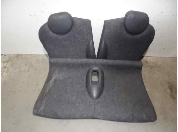Recambio de asientos traseros para mini r50 , r53 cooper referencia OEM IAM TELA Y CUERO GRIS 3 PUERTAS