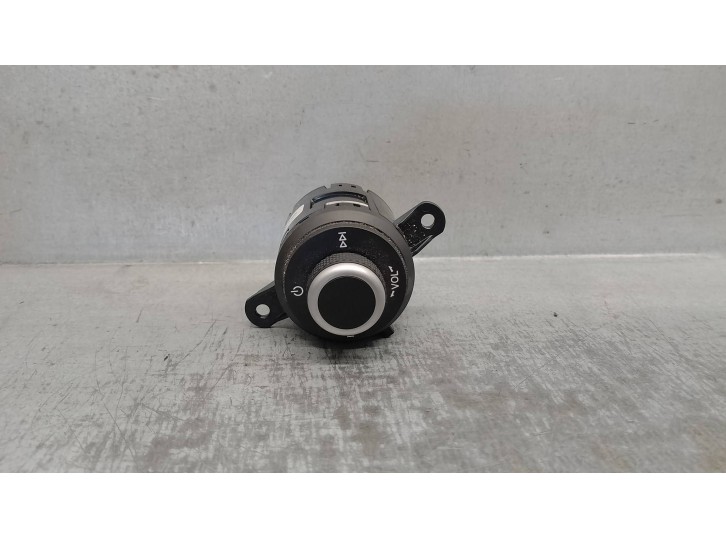 Replacement multifunction switch for Alfa Romeo Giulia (952) 2.2 JTDM CAT OEM IAM reference 156107465 