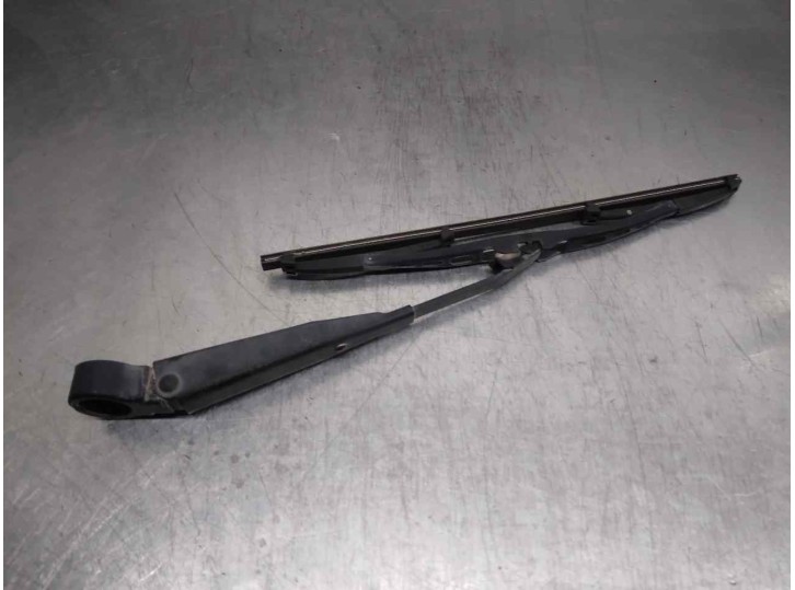 Recambio de brazo limpia trasero para jeep compass 2.0 crd cat referencia OEM IAM 5303787AD 