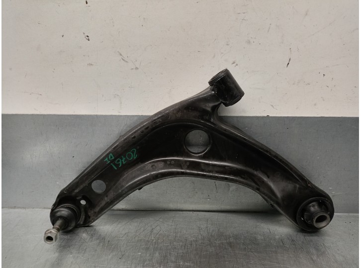 Recambio de brazo suspension inferior delantero izquierdo para toyota yaris 1.0 cat referencia OEM IAM 4806909140  