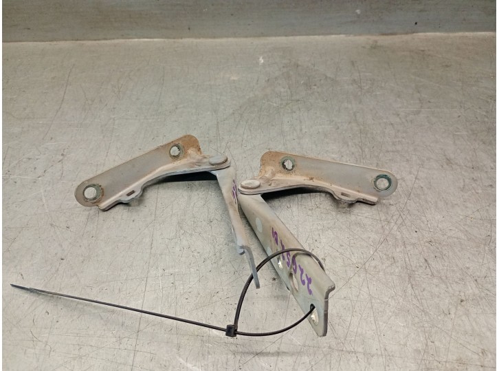 Recambio de bisagra capot para seat ibiza (6l1) 1.9 sdi referencia OEM IAM 6L0823302A 6L0823301A 