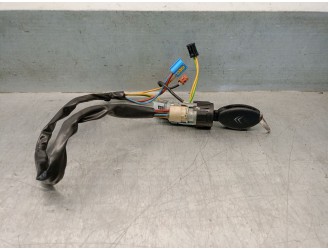 Replacement ignition switch for Citroën C5 I (dc_) 2.0 hdi (dcrhzb, dcrhze) OEM IAM reference 9648445180 4162CE 