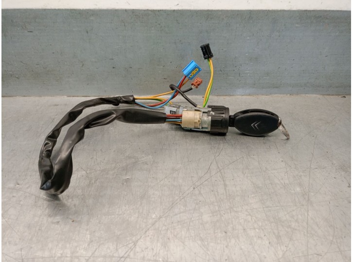 Replacement ignition switch for Citroën C5 I (dc_) 2.0 hdi (dcrhzb, dcrhze) OEM IAM reference 9648445180 4162CE 