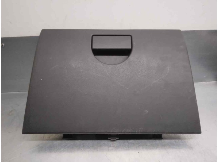 Replacement glove box for Jeep Compass 2.0 CRD Cat OEM IAM reference 7077110060 