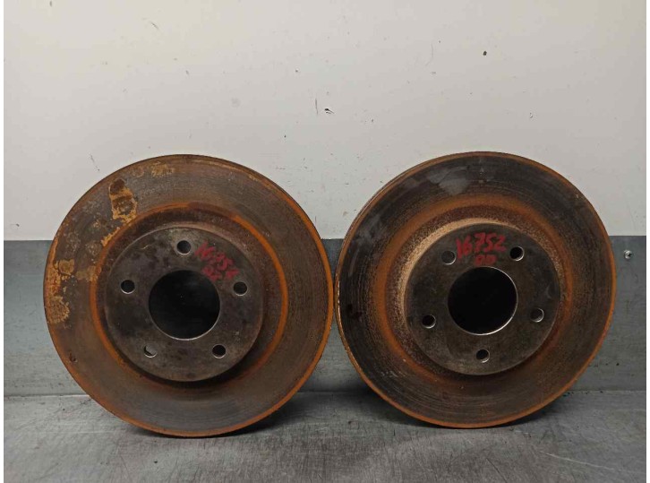 Recambio de disco freno delantero para jeep compass 2.0 crd cat referencia OEM IAM 5105514AA 