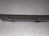 Recambio de molduras traseras para opel vectra c berlina 1.8 16v cat (z 18 xe / 2h9) referencia OEM IAM 24429215 