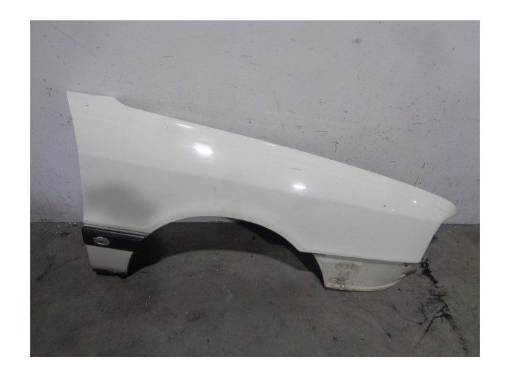 Recambio de aleta delantera derecha para audi 80/90 (893) 2.3 20v cat (7a) referencia OEM IAM 4567005 BLANCA 