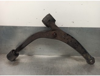 Replacement front right lower suspension arm for Peugeot 607 (S2) 2.7 HDi FAP CAT (UHZ / DT17TED4) OEM IA reference