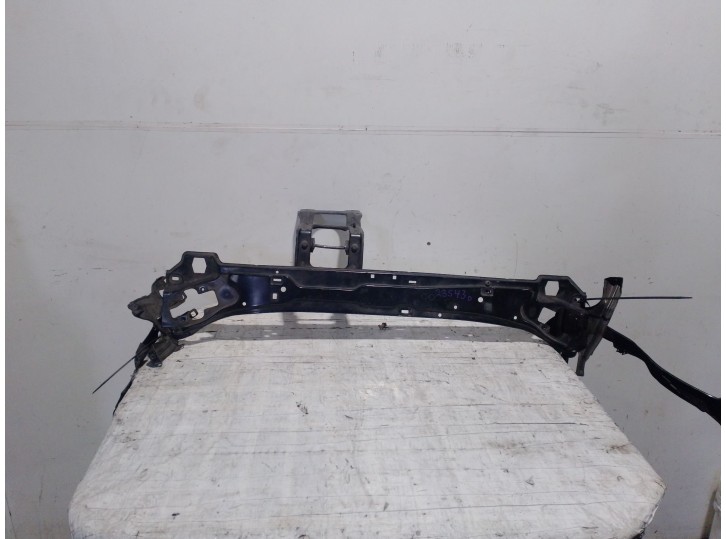 Recambio de panel frontal para mercedes-benz clase c (w203) berlina 2.2 cdi cat referencia OEM IAM A2036204372 A2036204372 