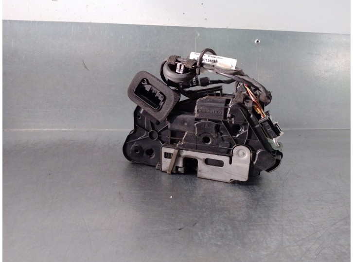Recambio de cerradura puerta delantera izquierda para seat leon st (5f8) fr referencia OEM IAM 5K1837015J 7 PINES 5 PUERTAS