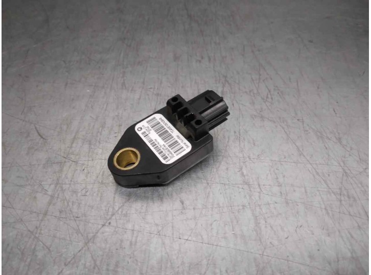Recambio de sensor impacto para jeep compass 2.0 crd cat referencia OEM IAM P04896061AA 
