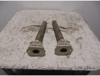 Recambio de refuerzo paragolpes delantero para lada niva ( 2121 / 21213 / 21214 / 21215 ) 1.6 cat referencia OEM IAM  ABSORBEDOR