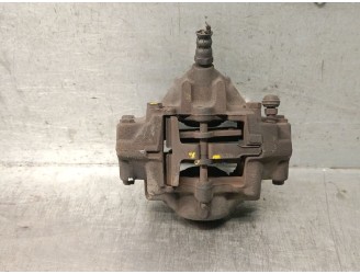 Recambio de pinza freno delantera derecha para mercedes-benz clase c (w203) berlina 2.2 cdi cat referencia OEM IAM A0034202283 A