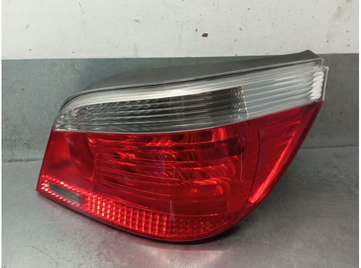 Recambio de piloto trasero derecho para bmw 5 (e60) 525 i referencia OEM IAM 7165738 63217165738 