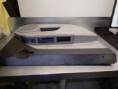 Recambio de guarnecido puerta delantera izquierda para jeep compass 2.0 crd cat referencia OEM IAM 1BR711DAAC BEIGE Y NEGRO 5 PU