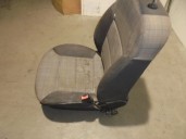 Recambio de asiento delantero derecho para audi allroad quattro (4b5) 2.5 v6 24v tdi referencia OEM IAM 4297417 TELA GRIS 5 PUER