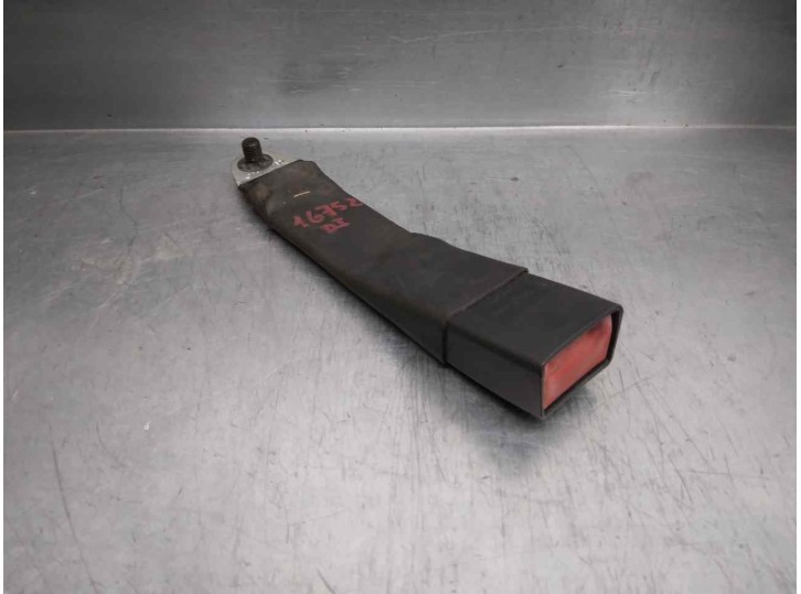 Recambio de enganche cinturon para jeep compass 2.0 crd cat referencia OEM IAM 0XS431DVAB DEL IZQ 5 PUERTAS