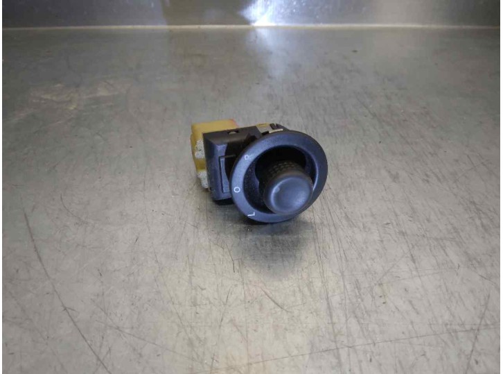 Recambio de mando retrovisor para jeep compass 2.0 crd cat referencia OEM IAM 56040694AD  