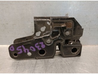 Replacement hood latch for Seat Ibiza (6L1) 1.9 TDI OEM IAM reference 6L0823509D 6L0823509E 