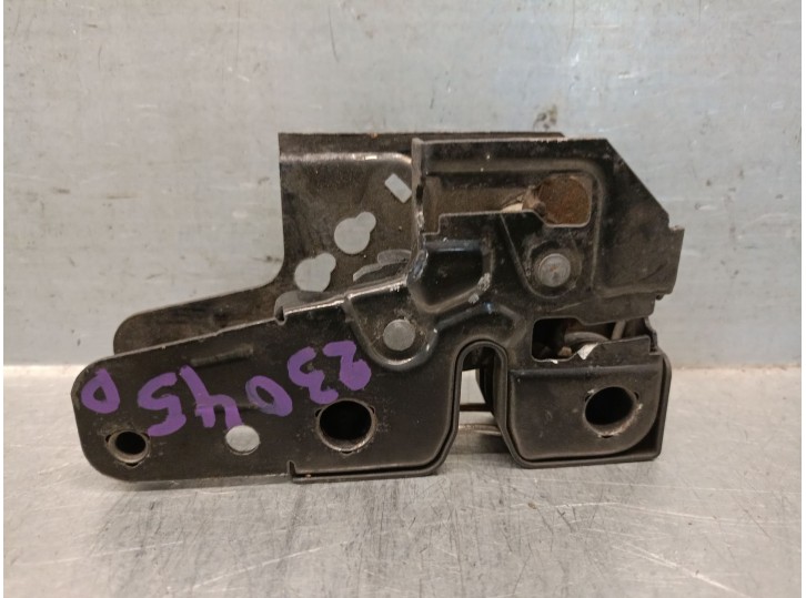 Replacement hood latch for Seat Ibiza (6L1) 1.9 TDI OEM IAM reference 6L0823509D 6L0823509E 
