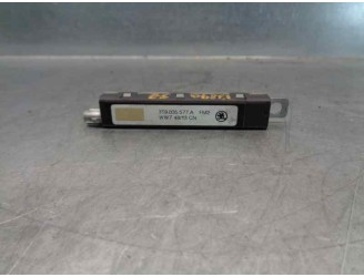 Replacement antenna for Skoda Superb Combi (3T5) 2.0 TDI DPF OEM IAM reference 