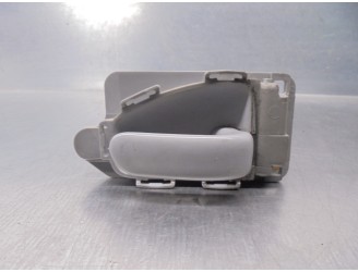 Replacement front right interior door handle for Citroën Xsara Picasso 1.6 16V HDi FAP OEM IAM reference 9631487677 5 DOOR