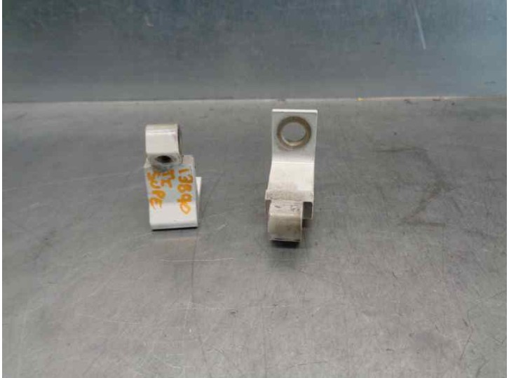 Recambio de bisagra puerta para skoda superb combi (3t5) 2.0 tdi dpf referencia OEM IAM   