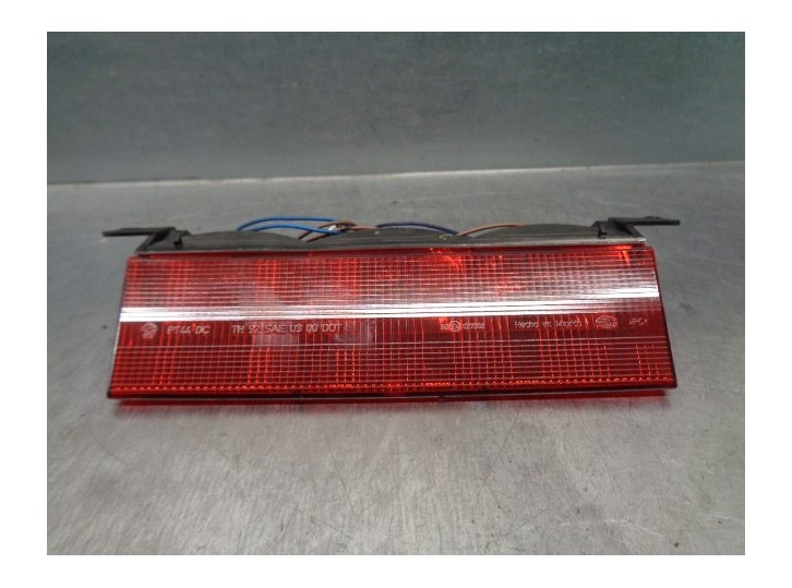 Recambio de luz central de freno para chrysler pt cruiser (pt) 1.6 classic referencia OEM IAM 05288748AD 