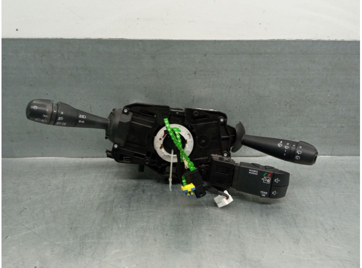 Recambio de mando luces para dacia lodgy 1.5 dci diesel fap cat referencia OEM IAM 255679062R 255677433R 