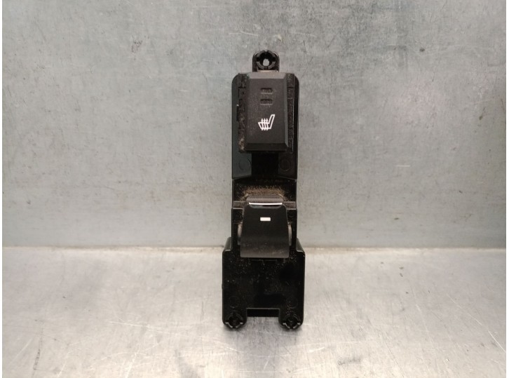 Replacement rear left window regulator switch for Hyundai Tucson (TL, TLE) 1.6 CRDi OEM IAM reference 93580D3000 93580D30004X