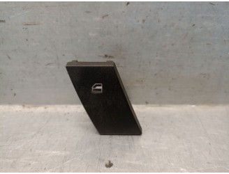 Replacement front right window regulator switch for Seat Ibiza (6L1) 1.9 TDI OEM IAM reference 6L0959856 6L095985501C 