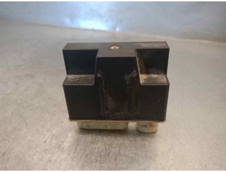 Recambio de caja precalentamiento para peugeot partner kombi 1.6 16v hdi referencia OEM IAM 9652021180 018010951 