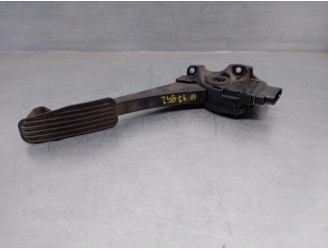 Replacement pedal potentiometer for Volvo S60 saloon 2.4 diesel CAT OEM IAM reference 30715173 