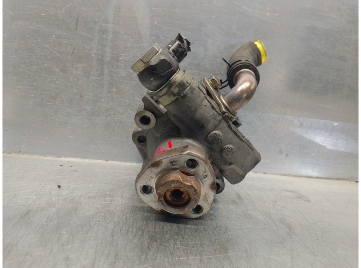 Recambio de bomba servodireccion para volkswagen golf iv berlina (1j1) 1.9 tdi referencia OEM IAM 1J0422154A KV17001 KYB