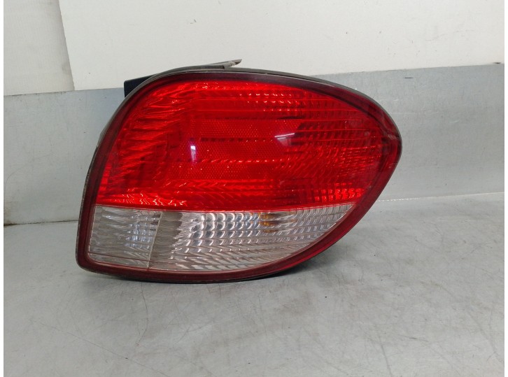 Recambio de piloto trasero derecho para hyundai coupe (j2) 1.6 fx coupe referencia OEM IAM 9240227510  3 PUERTAS