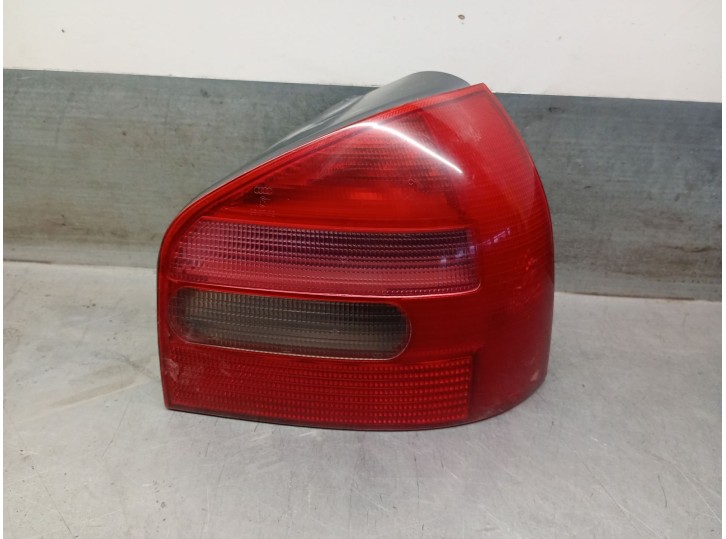 Replacement right rear light for Audi A3 (8L1) 1.9 TDI OEM IAM reference 8L0945096A 8L0945096A 