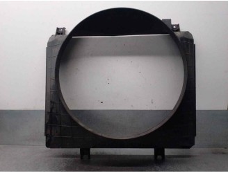 Recambio de calandra delantera de radiador para ssangyong rexton 2.7 turbodiesel cat referencia OEM IAM 2165108050 