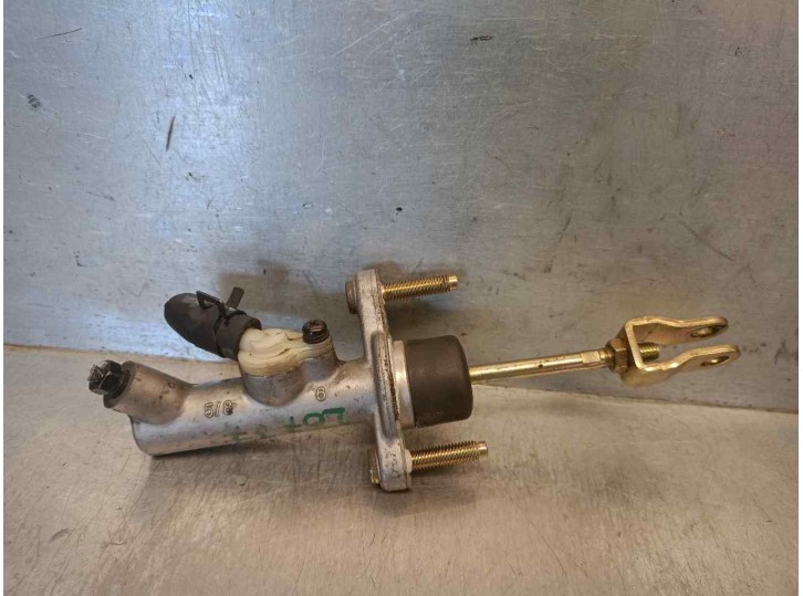 Recambio de bomba embrague para kia rio ii (jb) 1.4 16v referencia OEM IAM 416101G000  