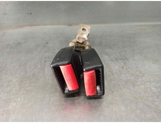 Recambio de enganche cinturon para saab 9000 cd 2.3 cd turbo referencia OEM IAM 4032611 TRA DER + TRA CENT 4 PUERTAS