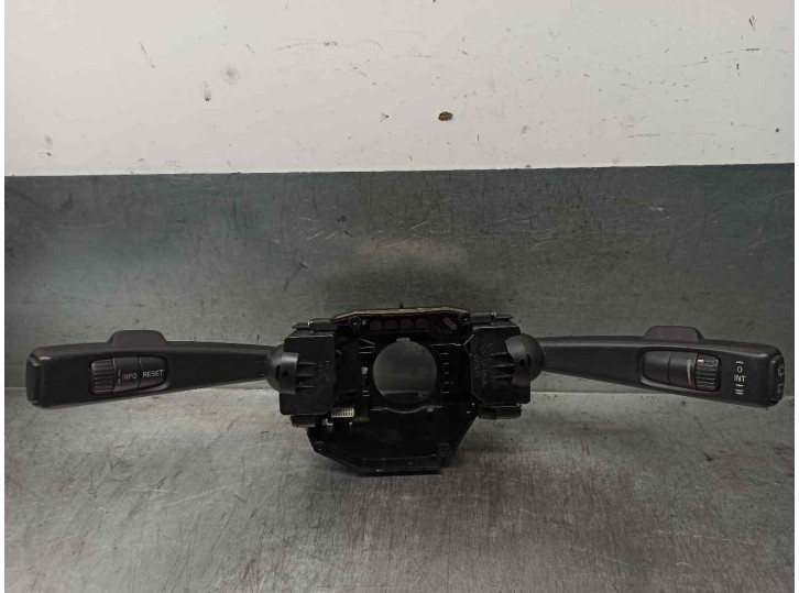 Recambio de mando luces para volvo v50 familiar 2.0 diesel cat referencia OEM IAM 30773411 
