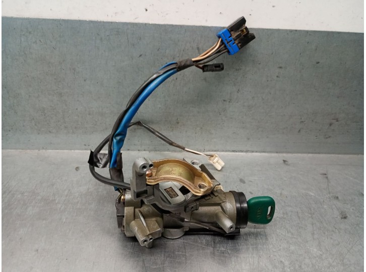 Recambio de conmutador de arranque para kia rio i hatchback (dc) 1.3 referencia OEM IAM 0K39W09010 0K39W09010 