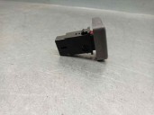 Replacement hazard warning switch for Hyundai Accent (LC) 1.3 CAT OEM IAM reference 9379025000 