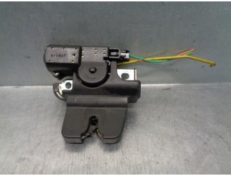 Recambio de cerradura maletero / porton para lexus is200 (gxe10) 2.0 cat referencia OEM IAM 6460053020 2 PINES 