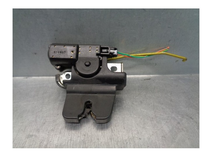 Recambio de cerradura maletero / porton para lexus is200 (gxe10) 2.0 cat referencia OEM IAM 6460053020 2 PINES 