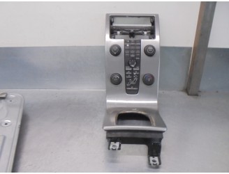 Recambio de mando climatizador para volvo s40 berlina 1.6 diesel cat referencia OEM IAM 30672565 