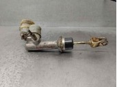 Recambio de bomba embrague para ssangyong rexton 2.7 turbodiesel cat referencia OEM IAM 3051008001  